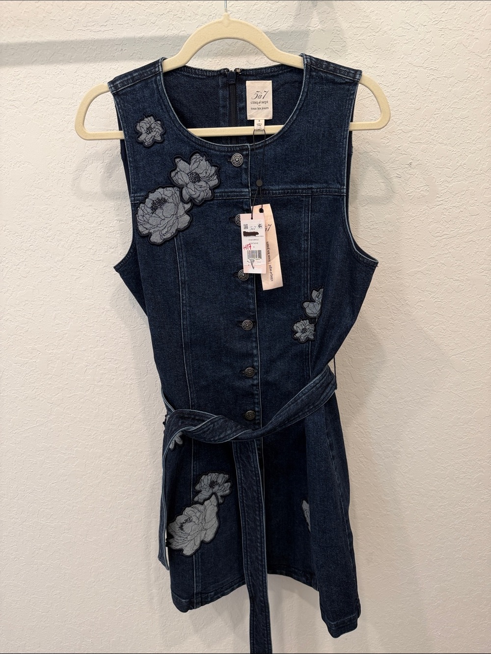 Cinq a Sept Marsha Floral Appliqué Mini Denim Dress - Picture 6 of 9